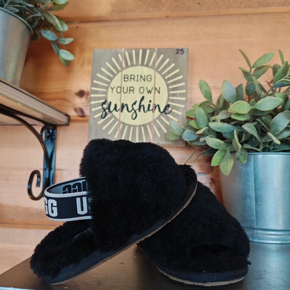 Ugg‎ Fluff Yeah Slide Black Sheepskin Fur Slipper Sandal 1098579T Toddler Shoe 6